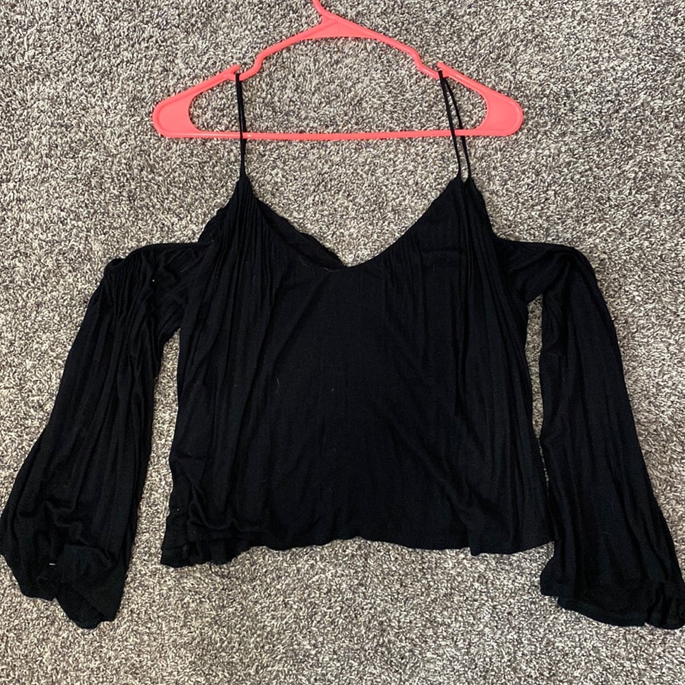 Peep shoulder black top
